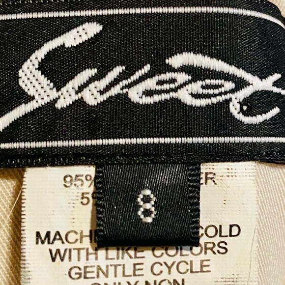 Ladies Dress - Picture 7 of 9